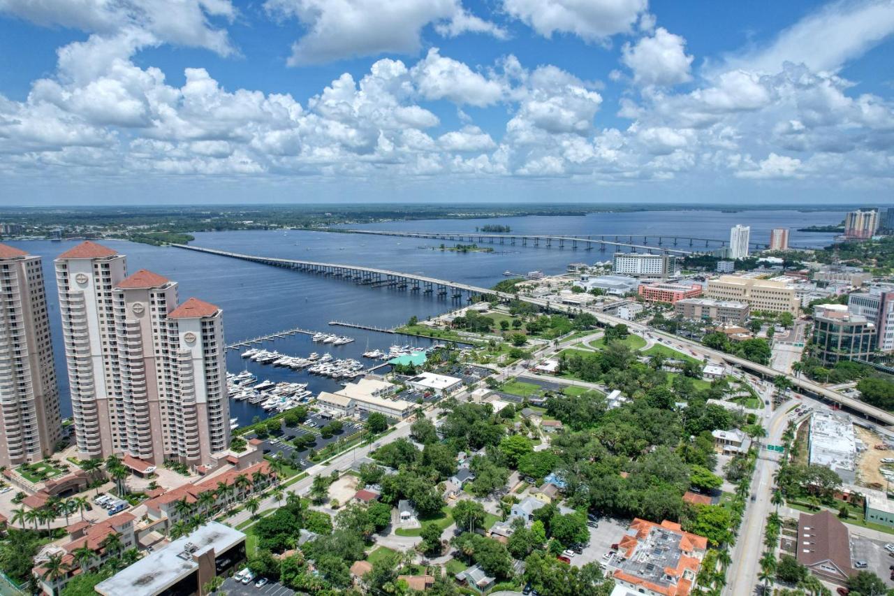The Hibiscus House Of Fort Myers Exteriör bild